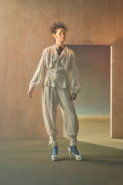 Look 9